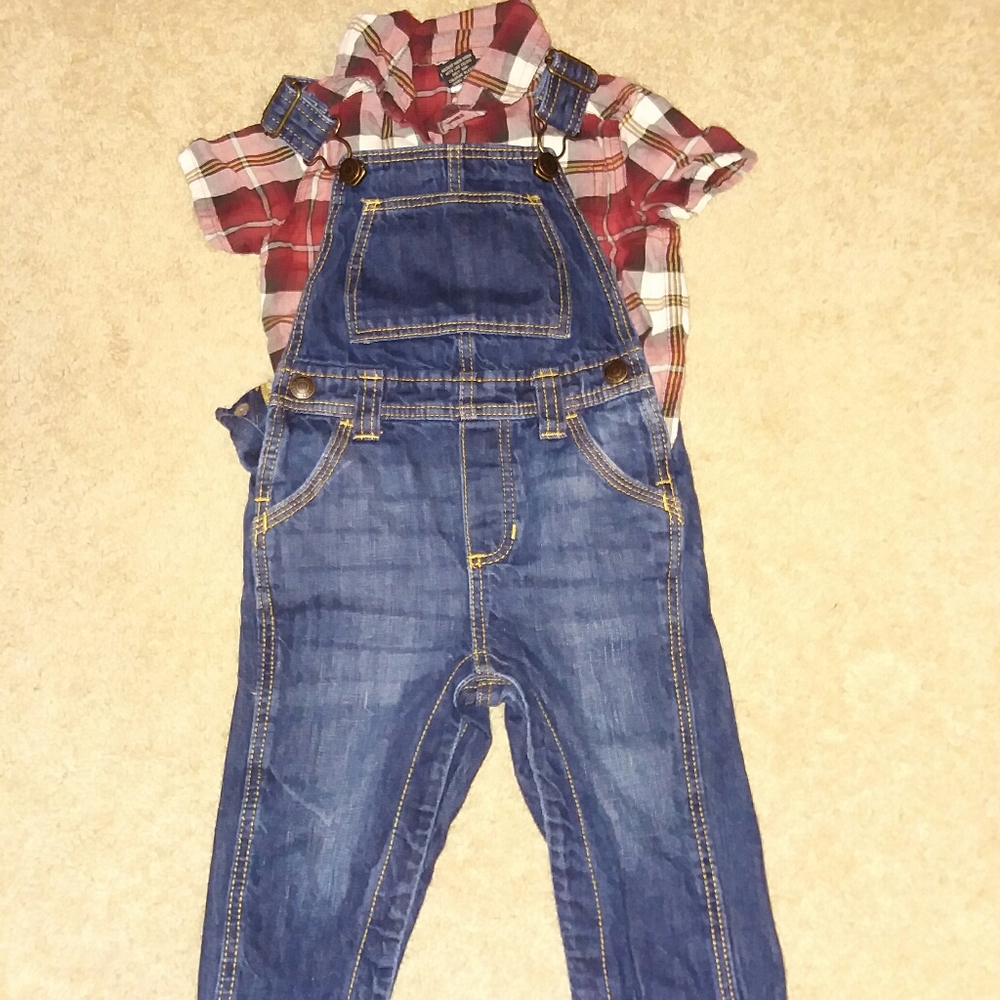 Infant Carhardt and Old Navy overalls
